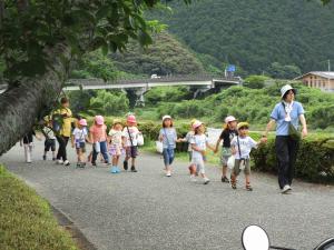 公園まで