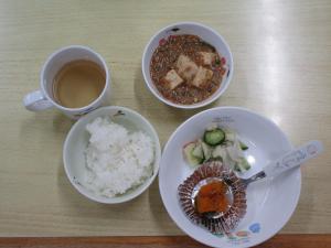 給食の様子