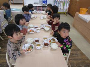 給食の様子