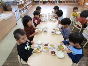 給食の様子