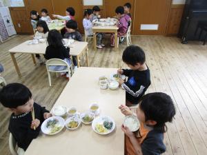 給食の様子