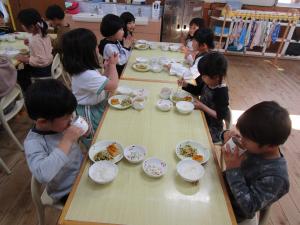 給食の様子