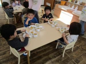 給食の様子