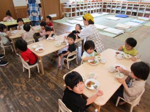 給食の様子
