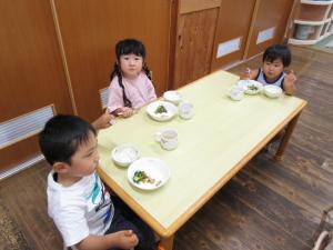 給食の様子