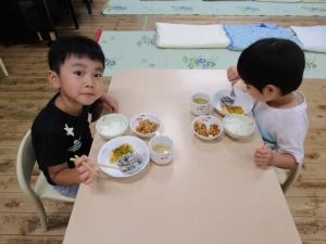 給食の様子
