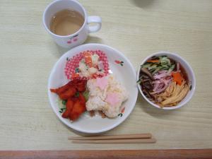 給食の様子