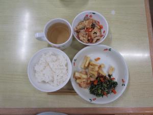 給食の様子