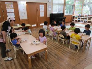 給食の様子