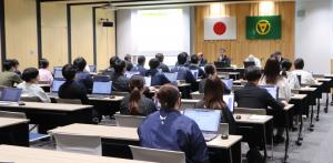 予算編成会議の様子