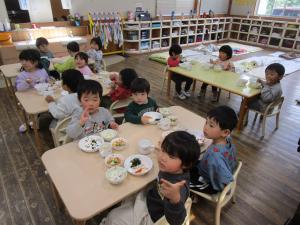 給食の様子