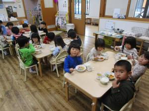 給食の様子