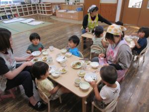 給食の様子