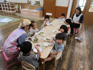 給食の様子