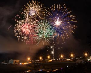 森の国の夏祭り＿花火