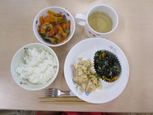 給食の様子