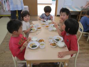 給食の様子