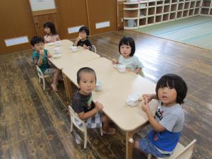 朝のおやつタイム