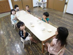 朝のおやつタイム