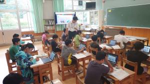 西小学校　授業の様子