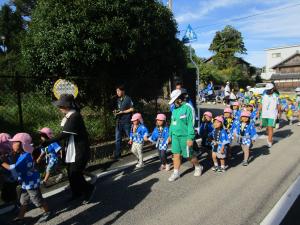 お祭りパレード