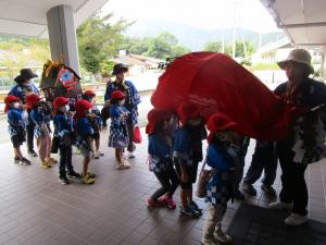 お祭りパレード