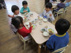 給食の様子