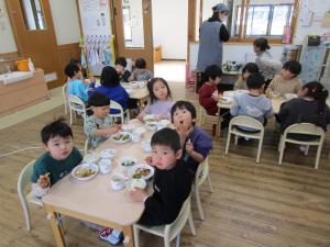 給食の様子