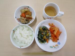 給食の様子
